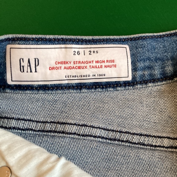 Gap cheeky straight high-rise size 26 US. Blue jeans. - Picture 4 of 9